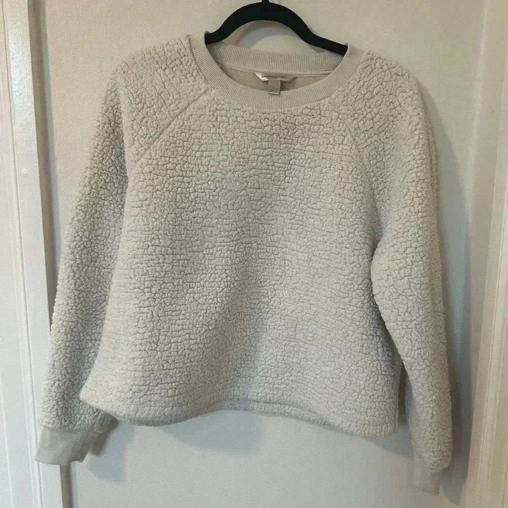 Banana Republic Teddy Long Sleeve Cream Top EUC Small
